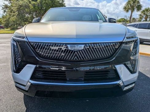 New 2025 Cadillac Escalade IQ Luxury 1 image 9