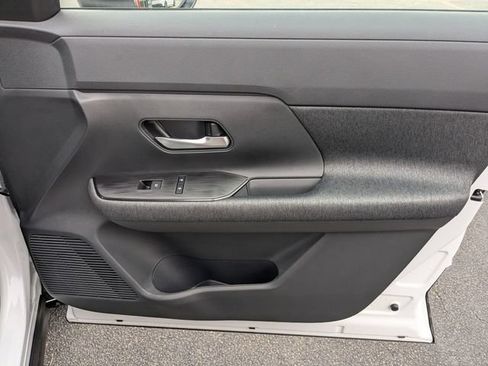 New 2026 Nissan Kicks SV w/ Cold Weather Package FWD image 29