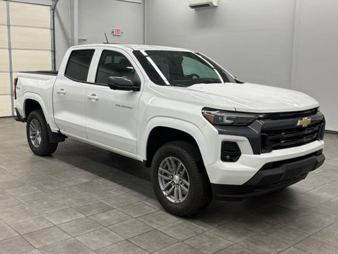 Used 2026 Chevrolet Colorado LT w/ LT Convenience Package AWD/4WD image 1
