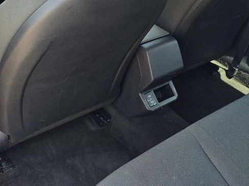 Used 2025 Kia K4 FWD image 32