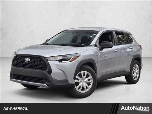 Used 2024 Toyota Corolla Cross L image 1