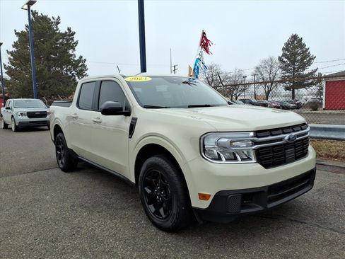 Used 2024 Ford Maverick Lariat w/ FX4 Off-Road Package image 3