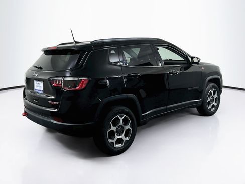 Used 2022 Jeep Compass Trailhawk AWD/4WD image 5