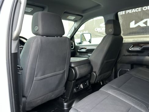 Used 2024 GMC Sierra 3500 SLE w/ SLE Convenience Package image 14