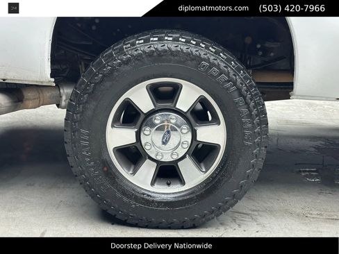 Used 2016 Ford F350 Lariat w/ Lariat Interior Package image 40