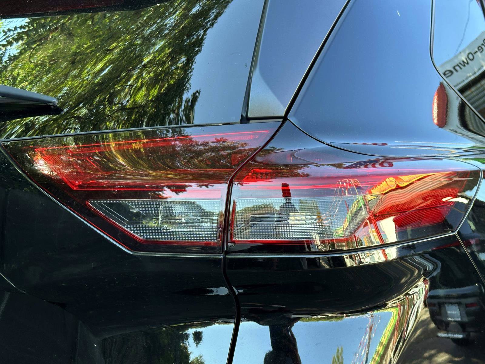 Certified 2025 Nissan Rogue S AWD/4WD image 11
