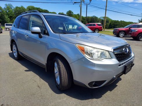 Used 2014 Subaru Forester 2.5i Limited AWD/4WD image 3