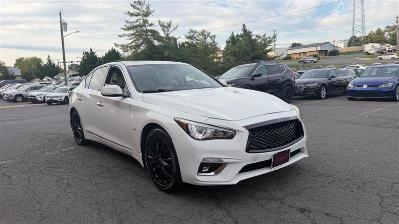 Used 2018 INFINITI Q50 Luxe w/ Essential Package (3.0T Luxe) RWD image 2