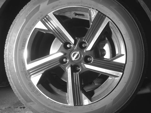 Used 2025 Nissan Sentra SV FWD image 13
