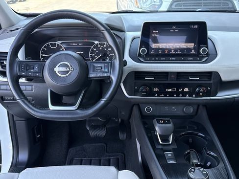 Certified 2023 Nissan Rogue SV w/ SV Premium B Package image 7