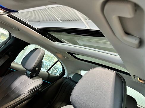New 2026 Mercedes-Benz E 450 4MATIC Sedan image 13