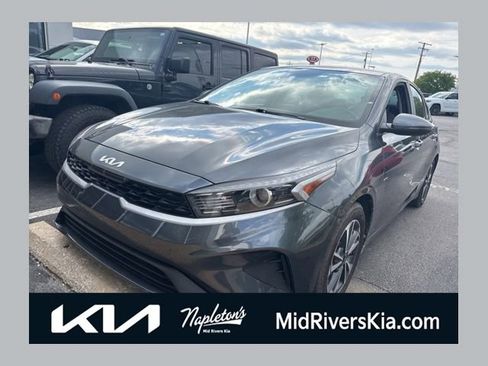 Used 2024 Kia Forte LXS w/ LXS Technology Package FWD image 1