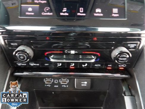 Used 2023 Jeep Grand Cherokee Laredo AWD/4WD image 20