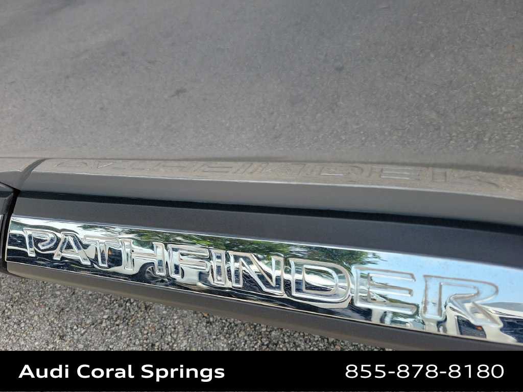 Used 2026 Nissan Pathfinder Platinum FWD image 16