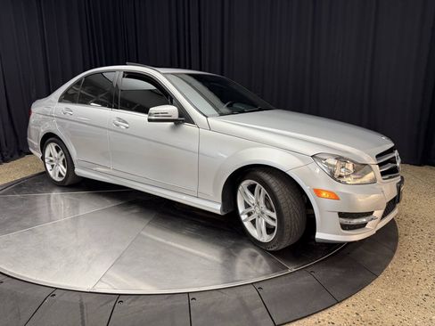 Used 2014 Mercedes-Benz C 300 4MATIC Sedan image 10