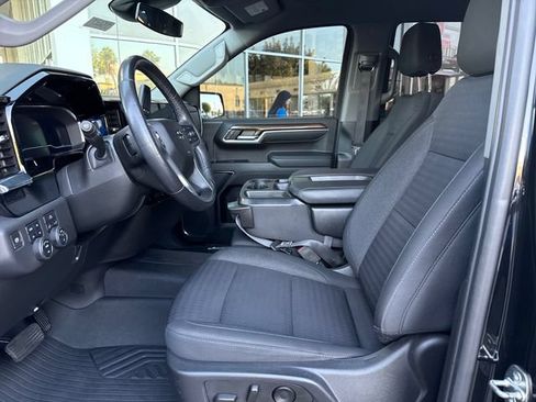 Certified 2022 Chevrolet Silverado 1500 LT Trail Boss w/ Protection Package AWD/4WD image 9