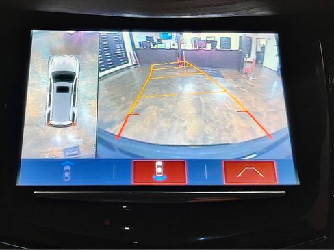 Used 2018 Cadillac Escalade ESV Premium Luxury AWD/4WD image 36