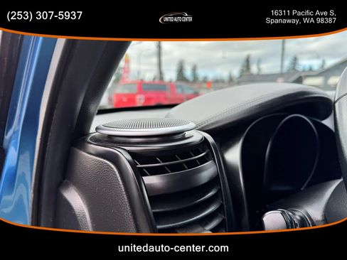 Used 2015 Kia Soul + w/ Audio Package image 17