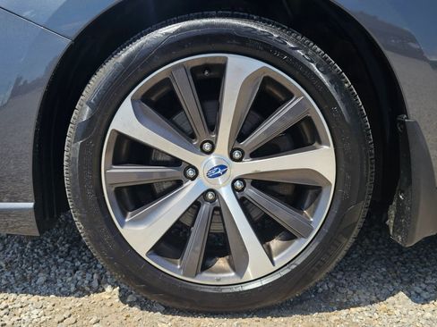 Used 2018 Subaru Legacy 3.6R Limited AWD/4WD image 10