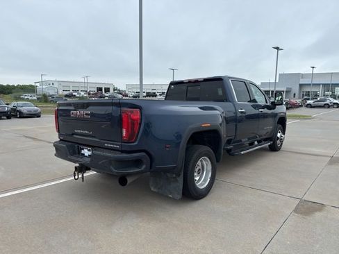 Used 2021 GMC Sierra 3500 Denali w/ Technology Package AWD/4WD image 5