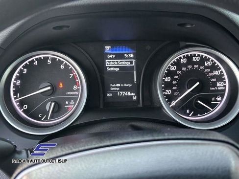 Used 2023 Toyota Camry LE image 29