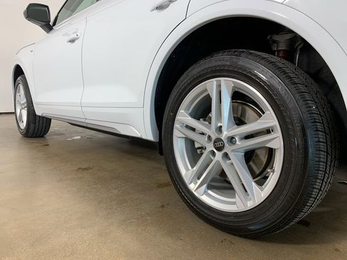 Used 2024 Audi Q5 e Premium Plus image 39