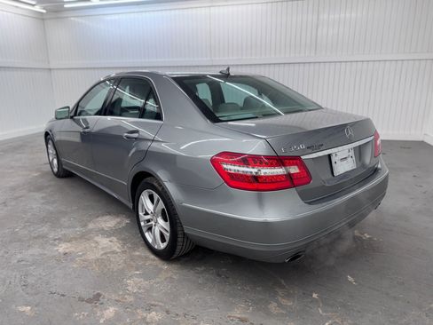 Used 2010 Mercedes-Benz E 350 E 350 Sedan 4D image 7