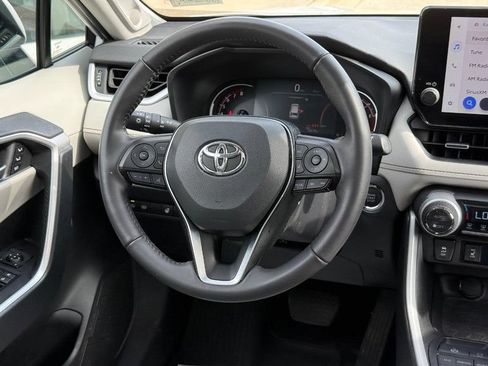 Used 2025 Toyota RAV4 XLE Premium w/ Weather Package AWD/4WD image 14