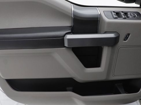 Used 2015 Ford F150 XLT w/ Equipment Group 302A Luxury image 18