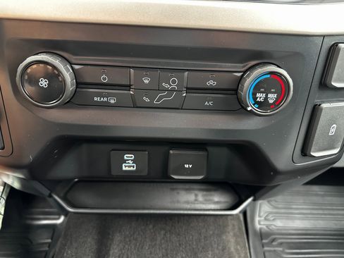 Used 2021 Ford F150 XLT w/ XTR Package image 16