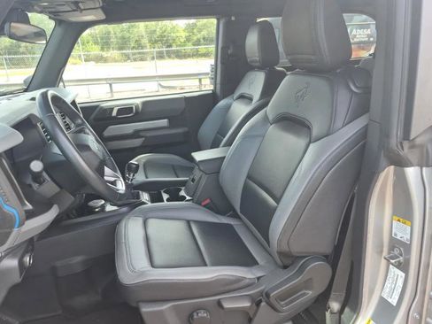 Used 2022 Ford Bronco Black Diamond AWD/4WD image 4