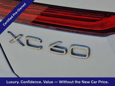 Certified 2023 Volvo XC60 B5 Core w/ Climate Package AWD/4WD image 30