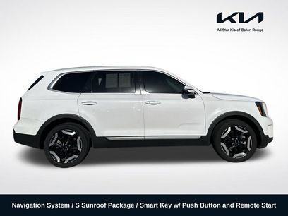 Used 2024 Kia Telluride S w/ S Sunroof Package