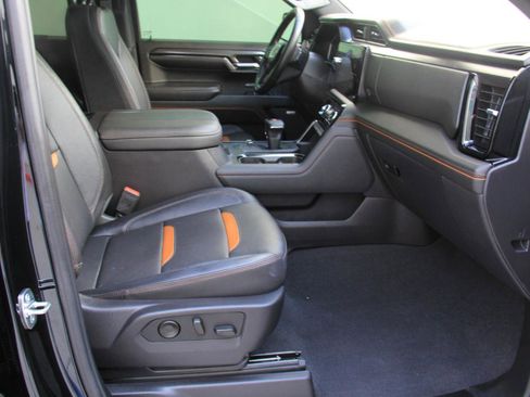 Used 2024 GMC Sierra 1500 AT4 w/ Technology Package image 26