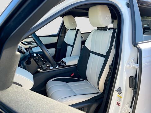 Used 2023 Land Rover Range Rover Velar R-Dynamic S image 22