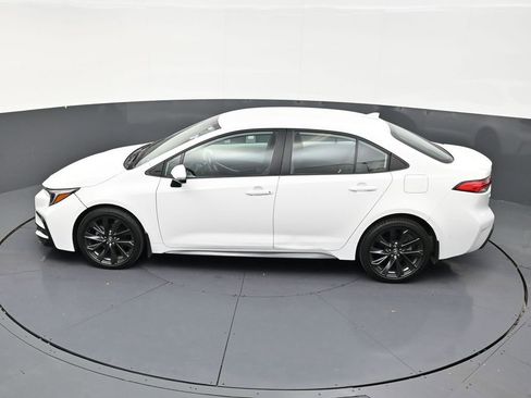Used 2024 Toyota Corolla SE FWD image 13