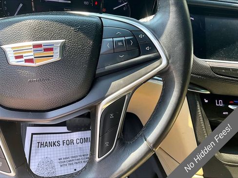 Used 2017 Cadillac XT5 Luxury w/ Driver Awareness Package FWD image 16