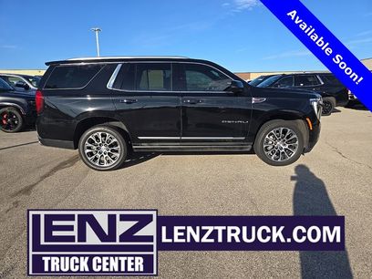 Used 2025 GMC Yukon Denali w/ Sun & Power Step Package