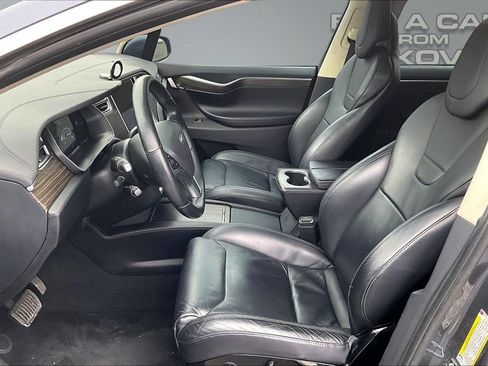 Used 2016 Tesla Model X 75D image 24