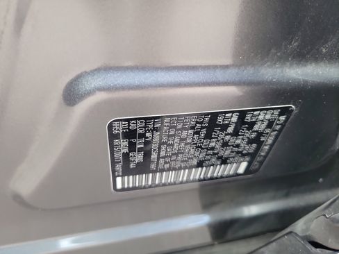 Certified 2024 Nissan Rogue Platinum w/ Platinum Premium Package FWD image 28