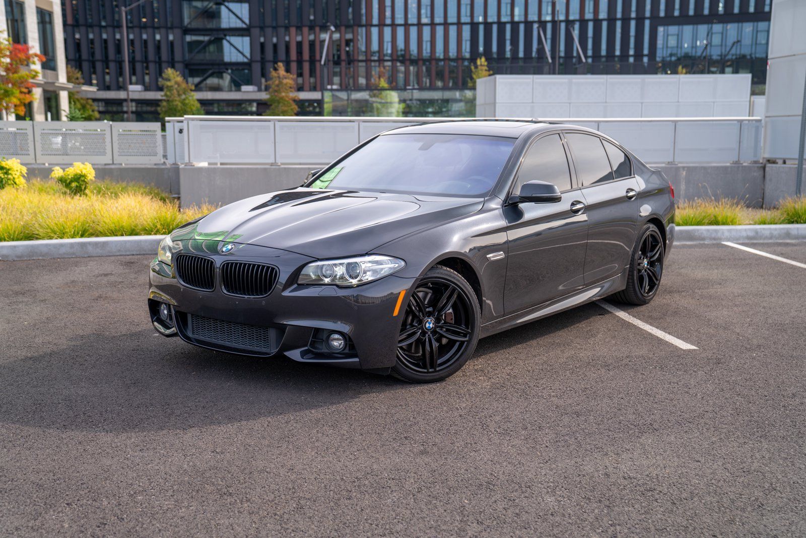 Used 2014 BMW 535i xDrive Sedan AWD/4WD image 1