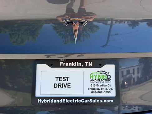 Used 2023 Tesla Model 3 Standard Range RWD image 4