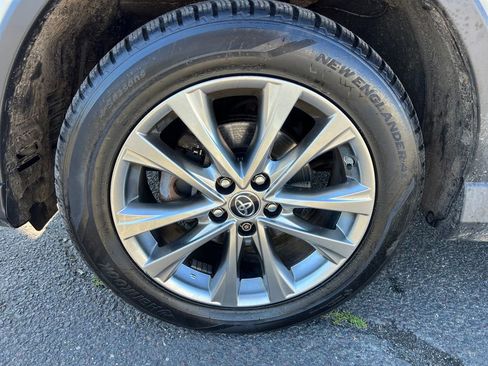 Used 2017 Toyota RAV4 Limited w/ All Weather Liner Package image 11