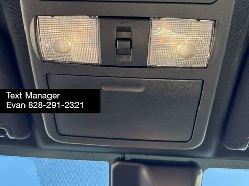 Used 2024 Nissan Frontier Pro-X w/ Technology Package image 26