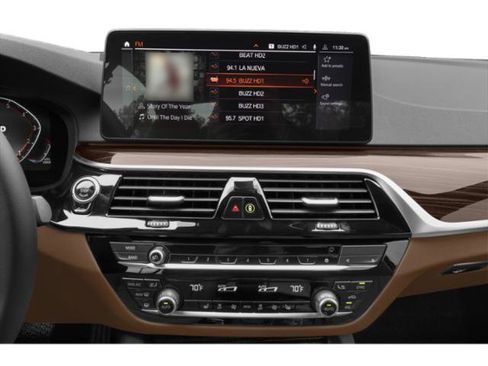 Certified 2023 BMW 530i xDrive w/ M Sport Package image 13