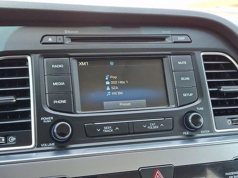 Used 2015 Hyundai Sonata SE w/ Option Group 09 image 17