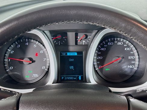 Used 2017 Chevrolet Equinox LT w/ Convenience Package AWD/4WD image 16