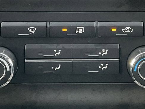 Used 2018 Nissan Frontier PRO-4X image 18