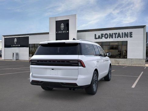 New 2026 Lincoln Navigator Reserve AWD/4WD image 8