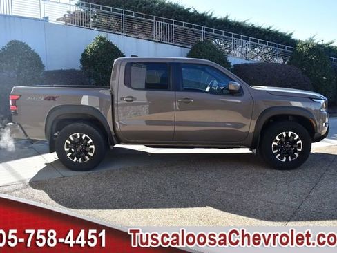 Used 2024 Nissan Frontier PRO-4X w/ Technology Package image 11